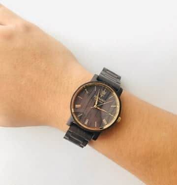 木製腕時計,EINBAND,REISE,40mm,着用